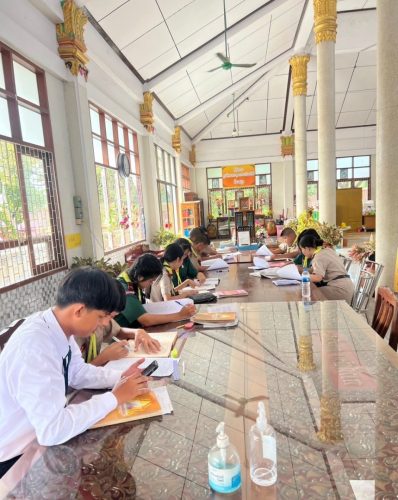 LINE ALBUM การเรียนการสอนธรรมะศึกษา-ตรี-โท-เอก 251111 5