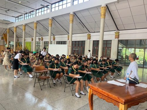 LINE ALBUM การเรียนการสอนพระพุทธศาสนาวันอาทิตย์ 251111 3