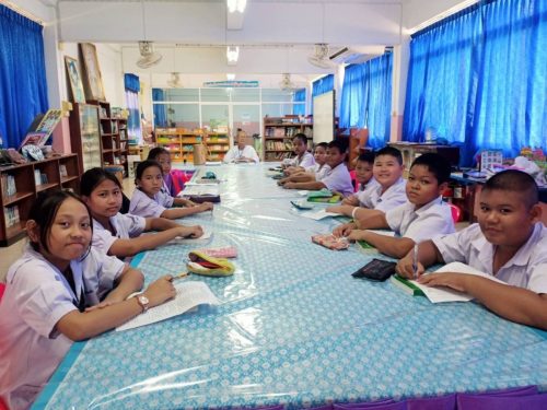 LINE ALBUM การเรียนการสอนพระพุทธศาสนาวันอาทิตย์ 251111 5